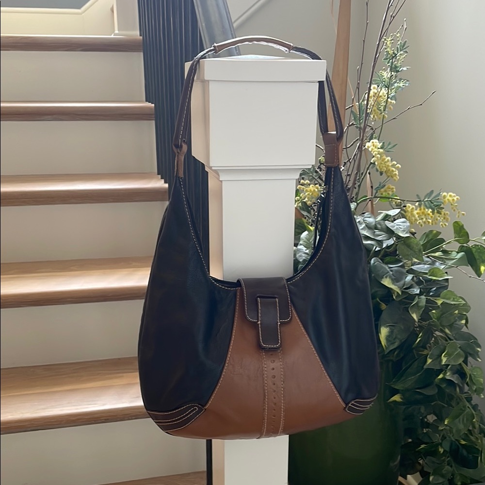 Allison Scott Chic Black and Brown Hobo Bags with Structured Design